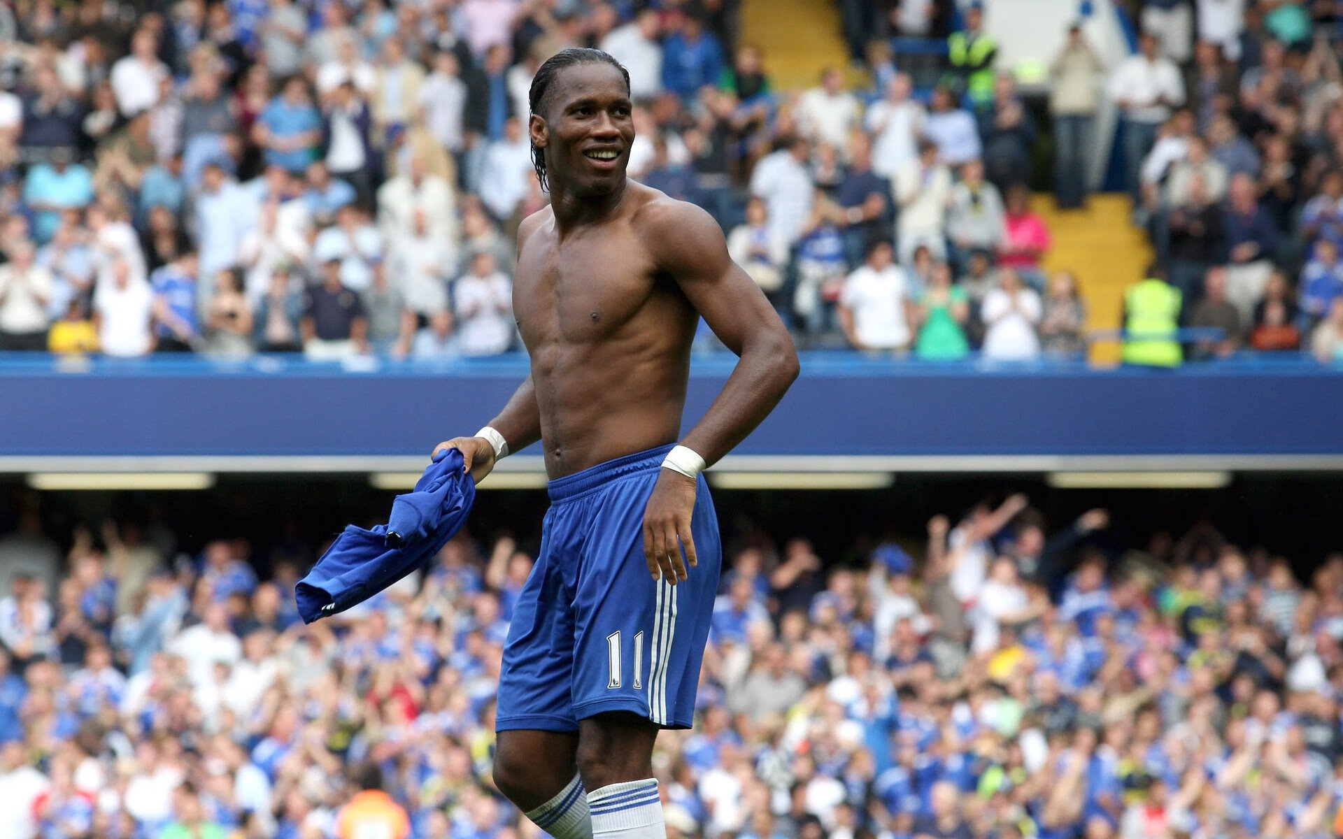 传奇“黄金一代”再续辉煌：欧冠征战至今的故事，欧冠经典之战